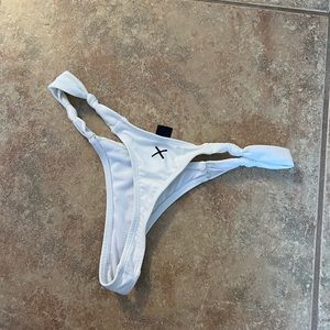 Boutine la white twist bottoms